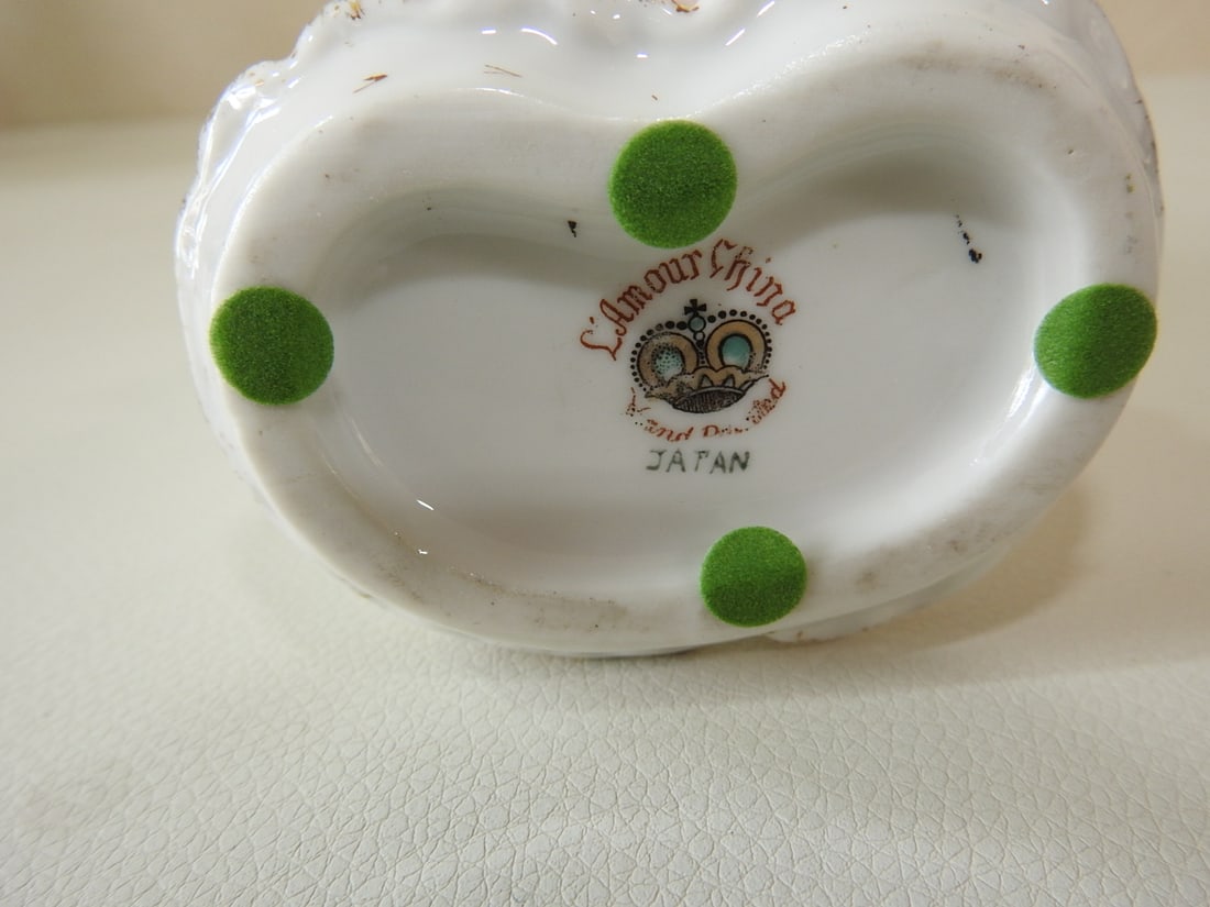 Vintage Porcelain Lady Hands Vase / Ring Holder - 5