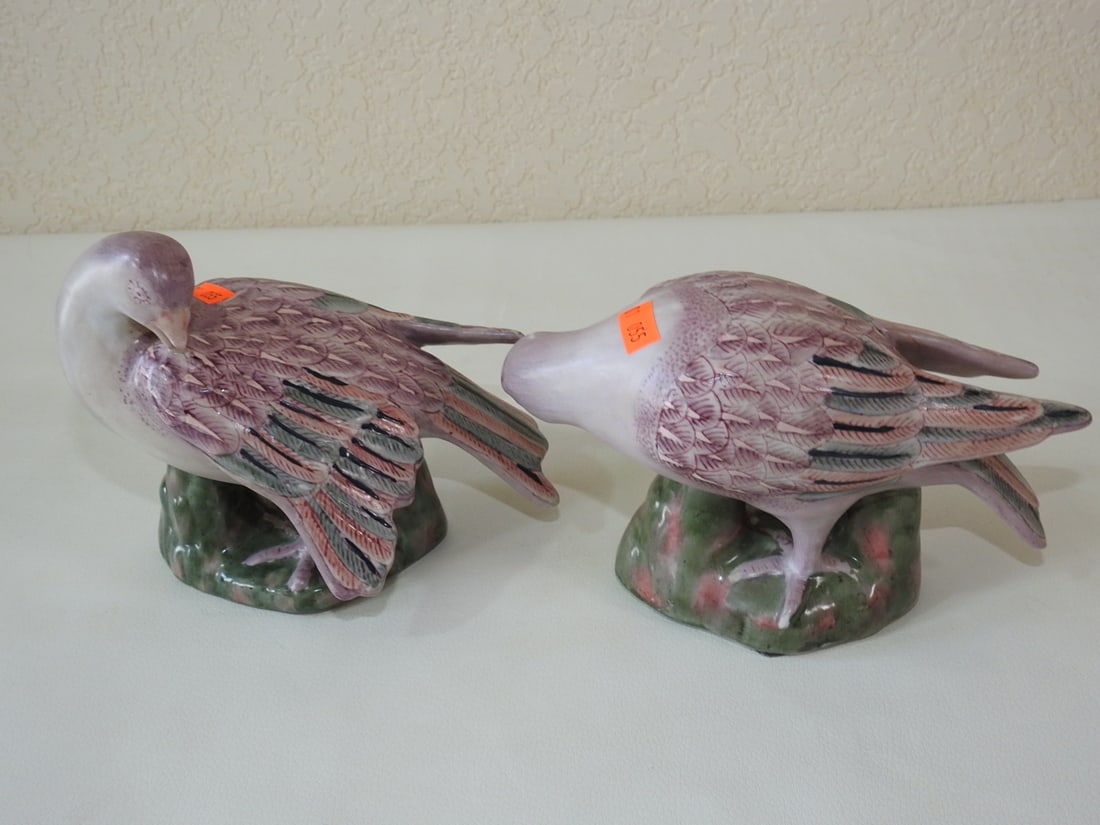 Toyo Trading Porcelain Dove Figures Set - 2