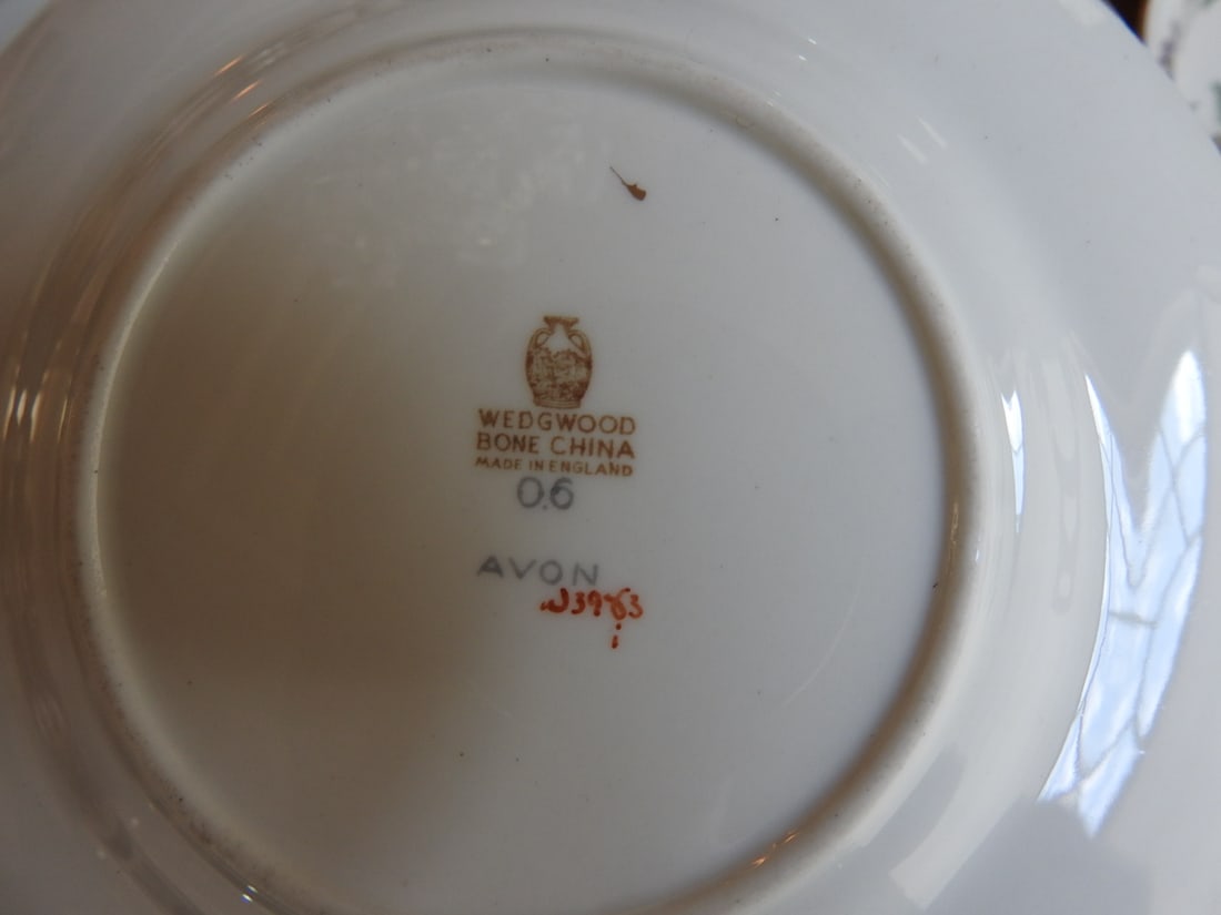 Wedgwood Avon Bone China Dinnerware Set, 57 Pieces - 5
