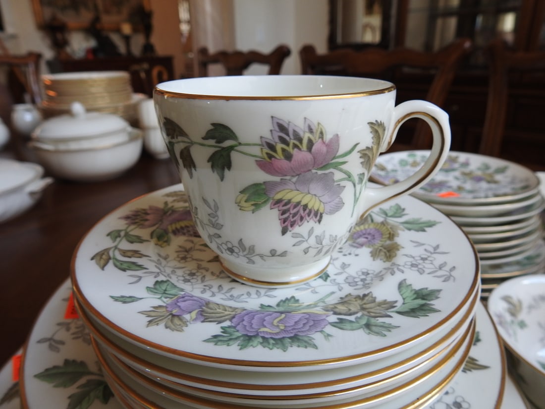 Wedgwood Avon Bone China Dinnerware Set, 57 Pieces - 7