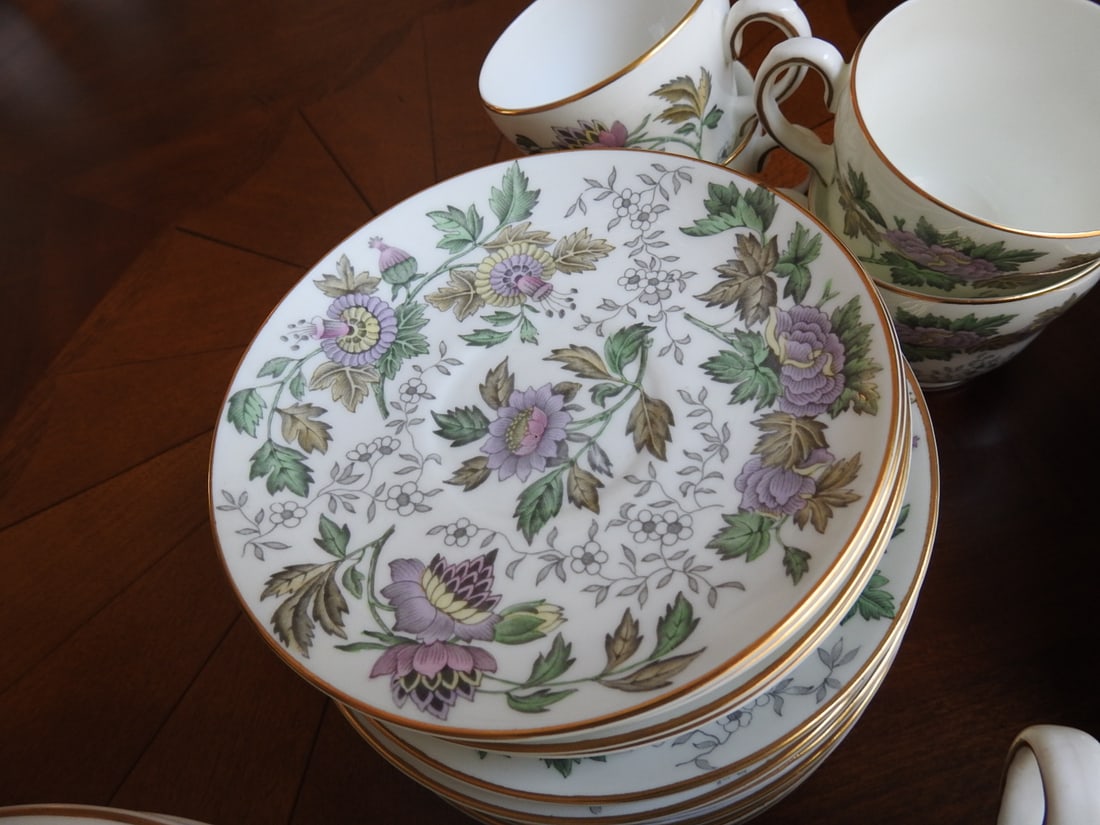 Wedgwood Avon Bone China Dinnerware Set, 57 Pieces - 8