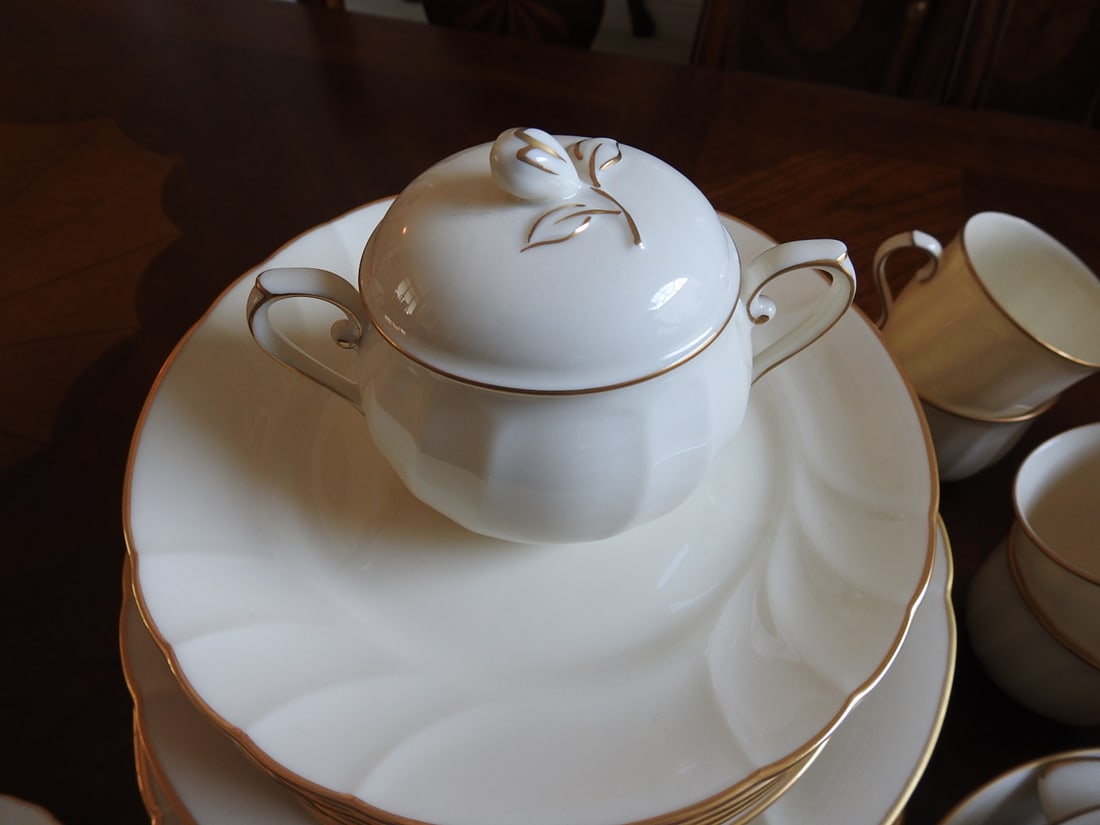 Mikasa Spunsilk Fine Ivory Porcelain Dinnerware Set, 49 Pieces - 3