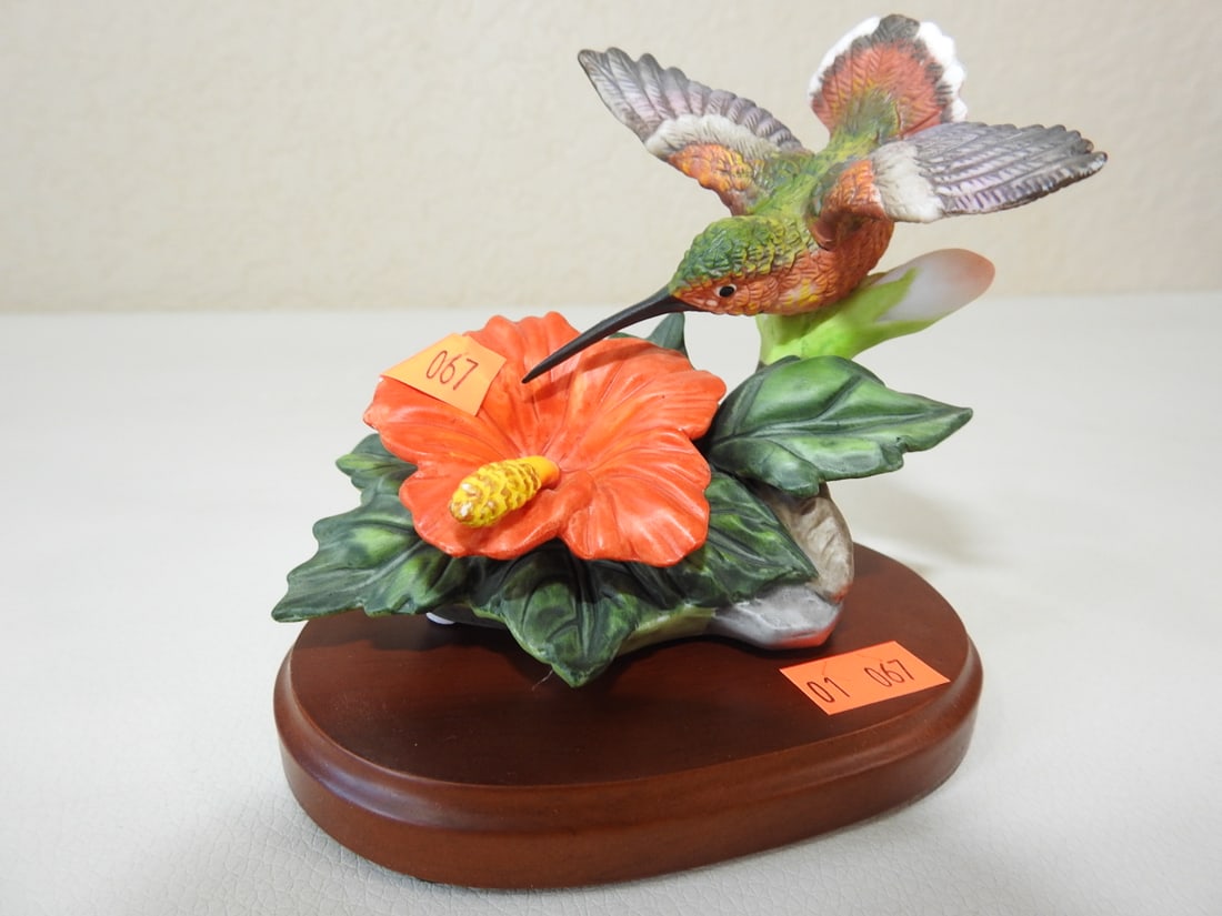 Vintage Porcelain Bisque Hummingbird with Hibiscus - 2