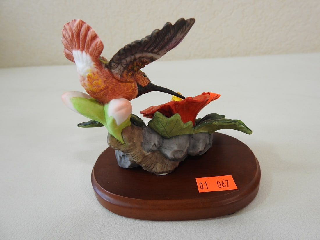 Vintage Porcelain Bisque Hummingbird with Hibiscus - 3