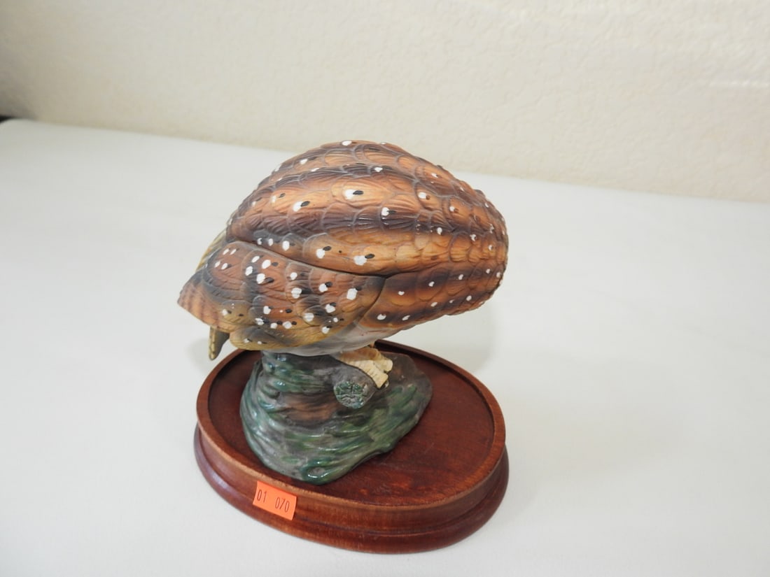 Goto Original Japanese Porcelain Owl Figurine - 3