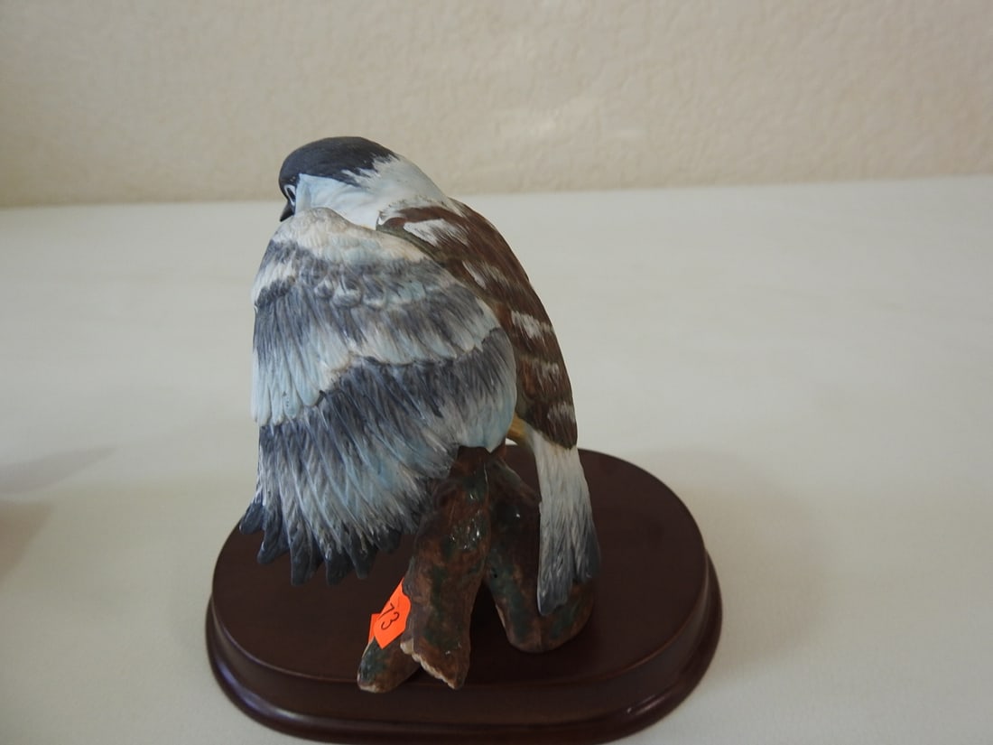 Goto Original Japanese Porcelain Bird Figurine - 2