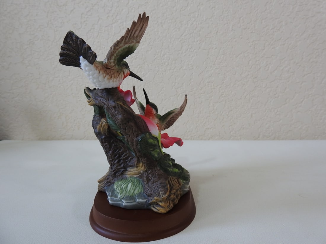 Vintage Porcelain Hummingbirds with Hibiscus Figurine - 2