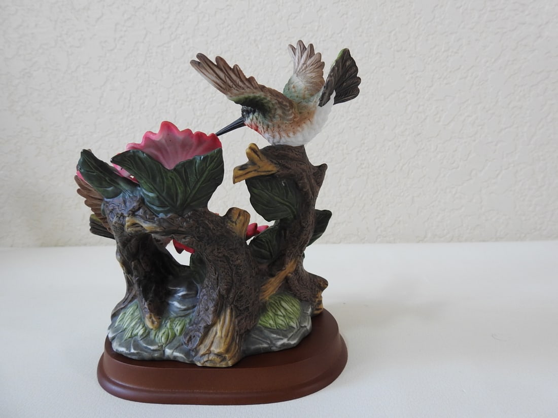 Vintage Porcelain Hummingbirds with Hibiscus Figurine - 3
