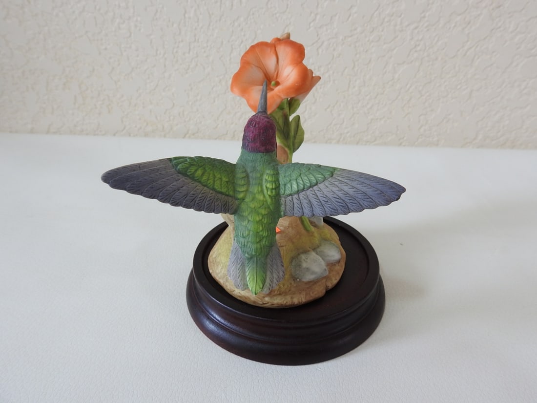Andrea by Sadek Anna's Hummingbirds Porcelain Figurine #7683 - 2