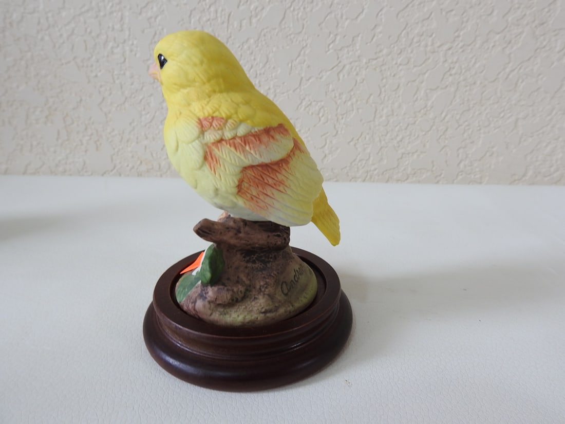Andrea by Sadek Canary Porcelain Figurine #6350 - 4