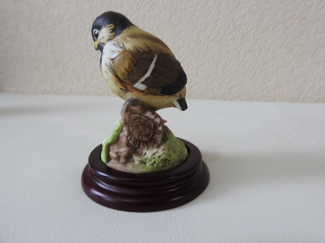 Andrea by Sadek Chickadee Porcelain Figurine #6350 - 3