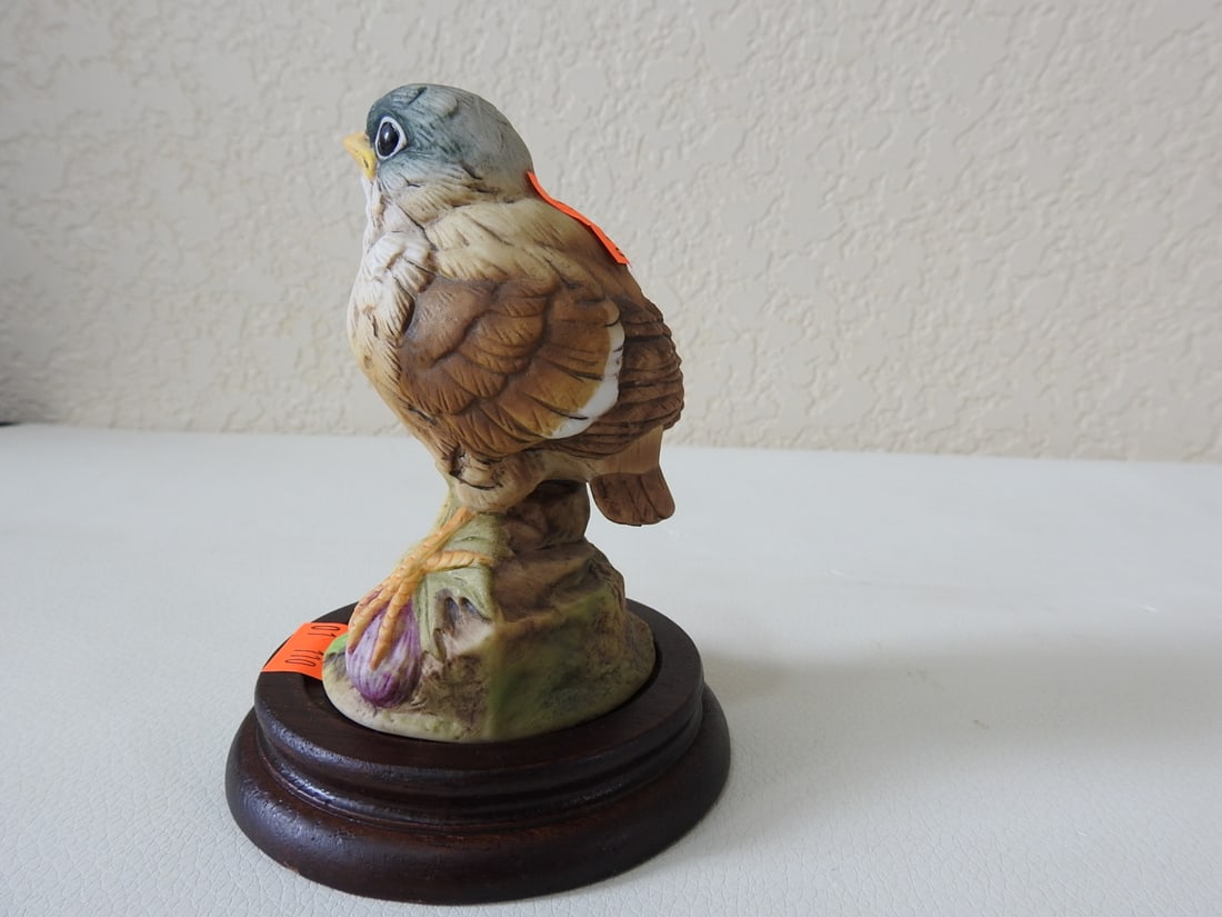 Andrea by Sadek Goldfinch Porcelain Figurine #6350 - 4