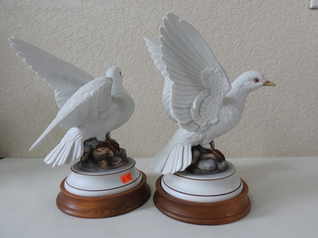 Andrea by Sadek White Dove Porcelain Figurines Set of 2 - 4