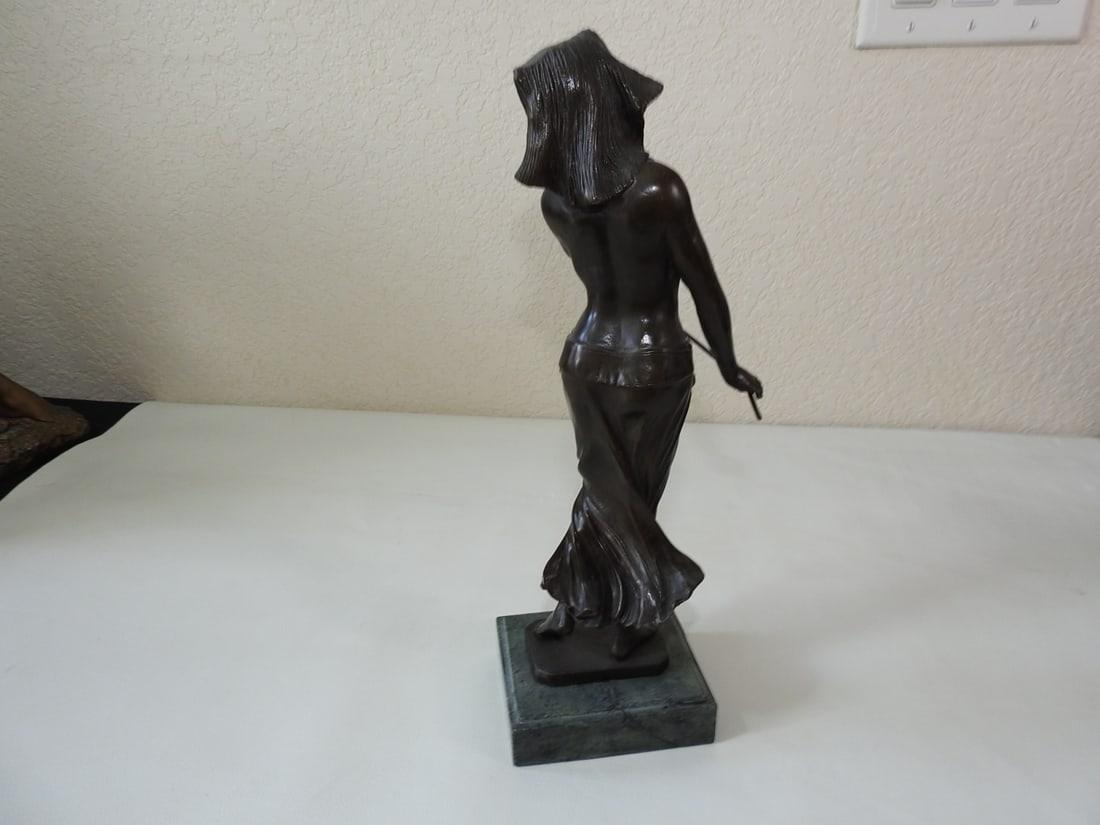 Bronze Nefertiti Statue on Green Marble Base - 3