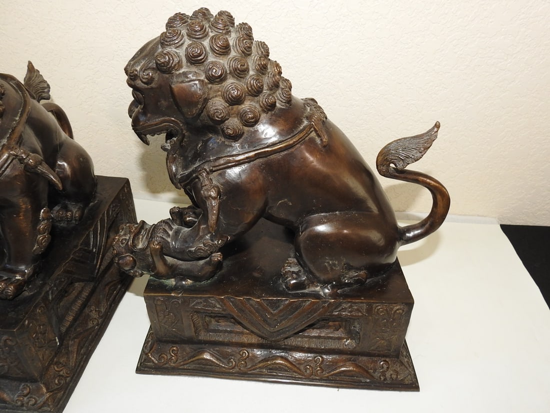 Pair of Bronze Chinese Fu Dog Statues - 4