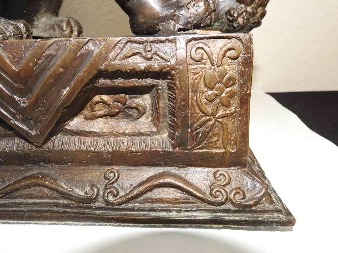 Pair of Bronze Chinese Fu Dog Statues - 6