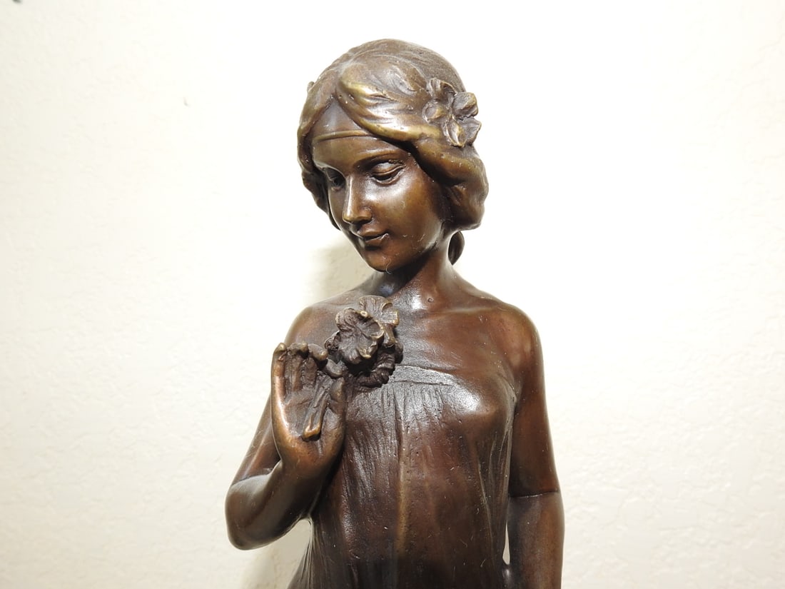 Art Nouveau Bronze Young Lady Statue - 2