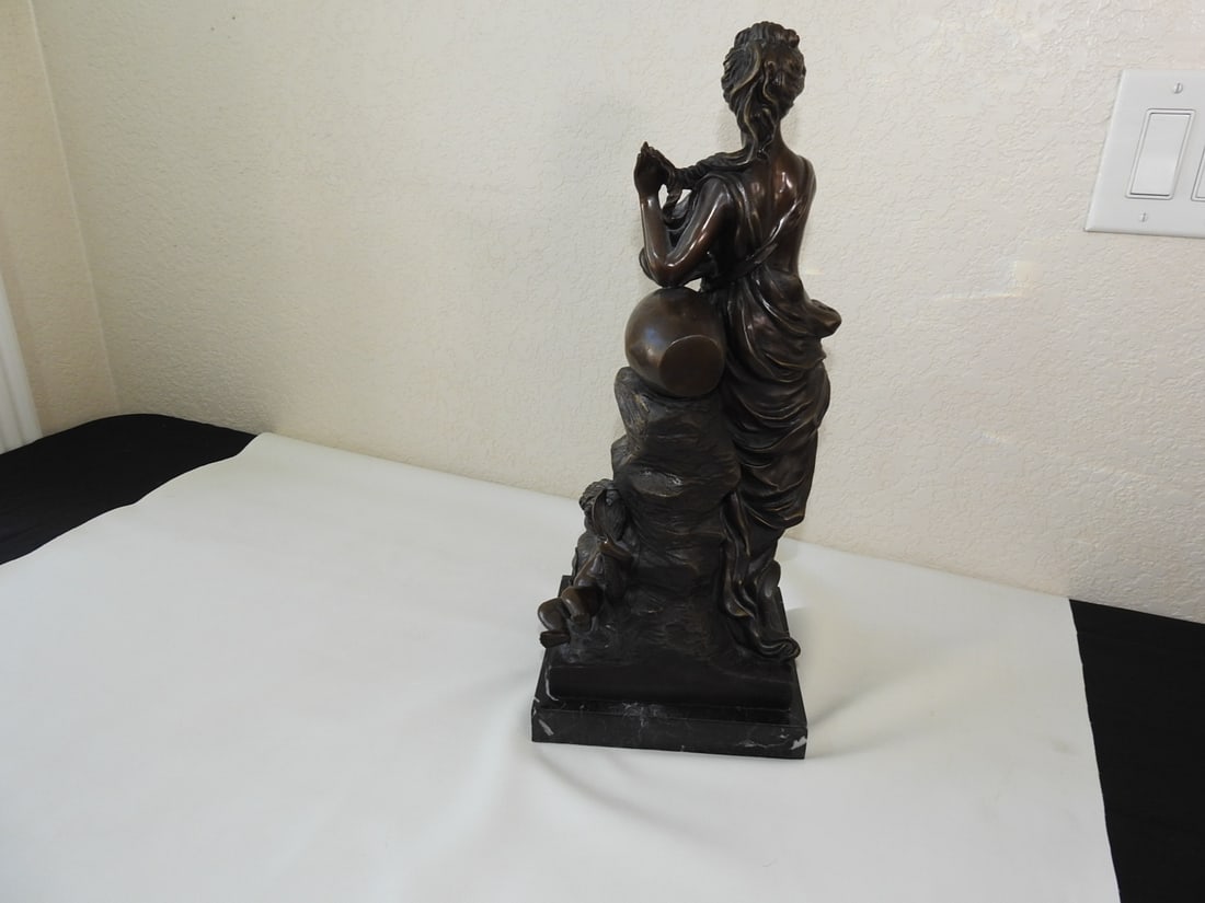 Bronze Venus and Cupid Statue on Marble Base - 3