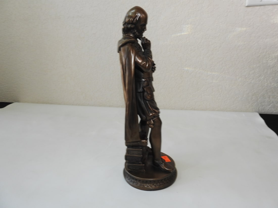 William Shakespeare Bronze Statue - 3