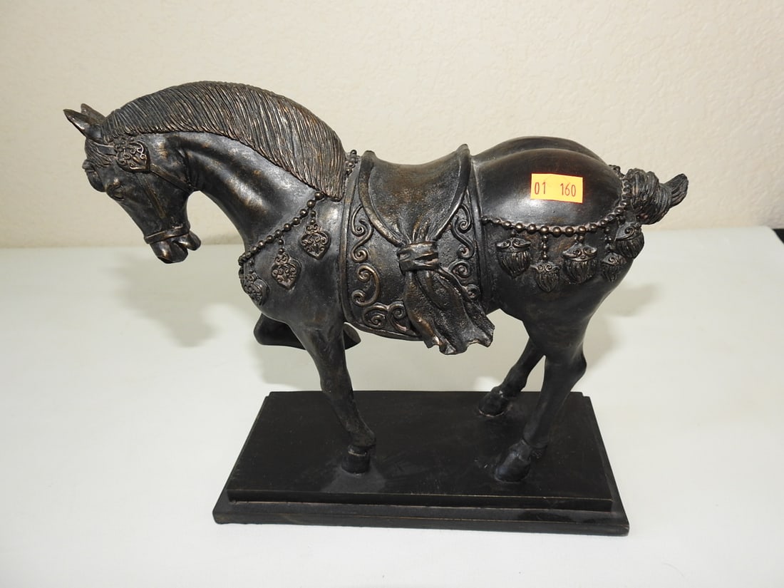 Chinese Faux Bronze Horse Statue: Chinese horse statue with faux bronze finish. Approx. 9 x 8.5 x 4 in.