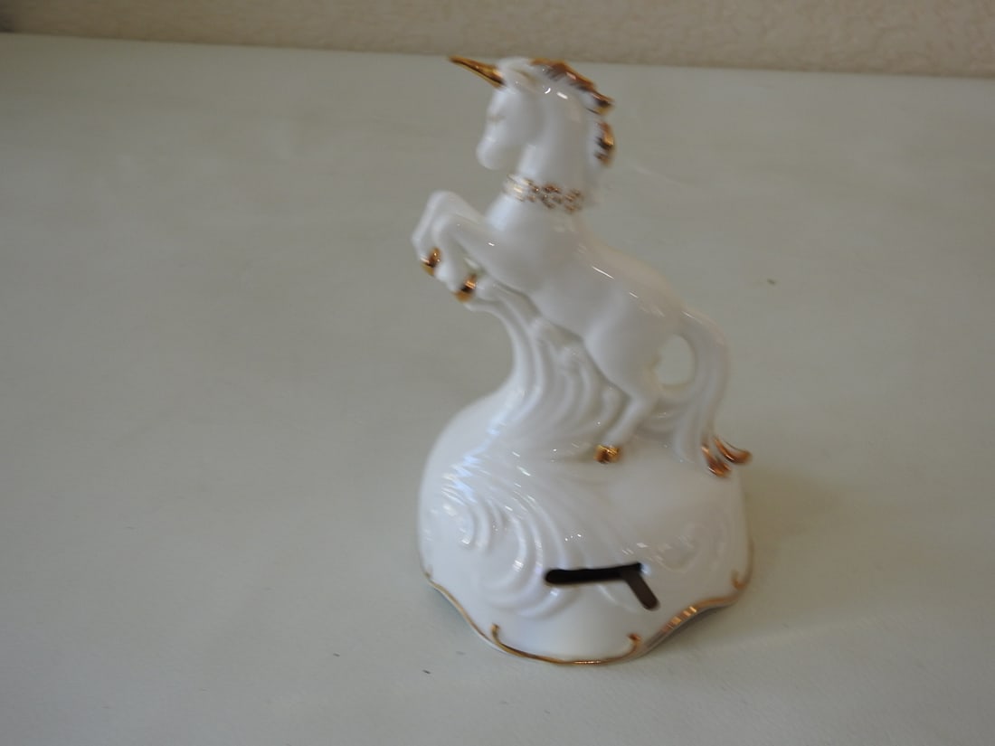 Vintage Enesco “Fascination?? Porcelain Unicorn Music Box - 4