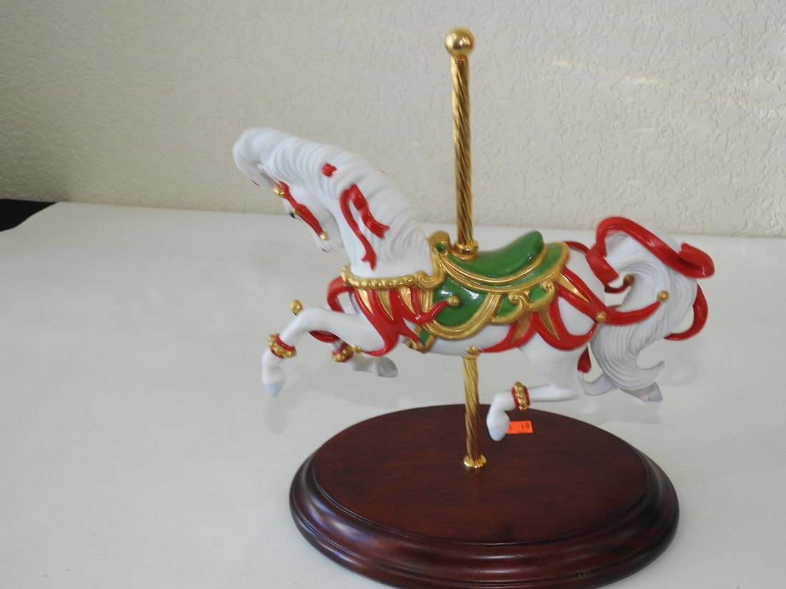 Franklin Mint “Scarlet Ribbons?? Christmas Carousel Horse - 3