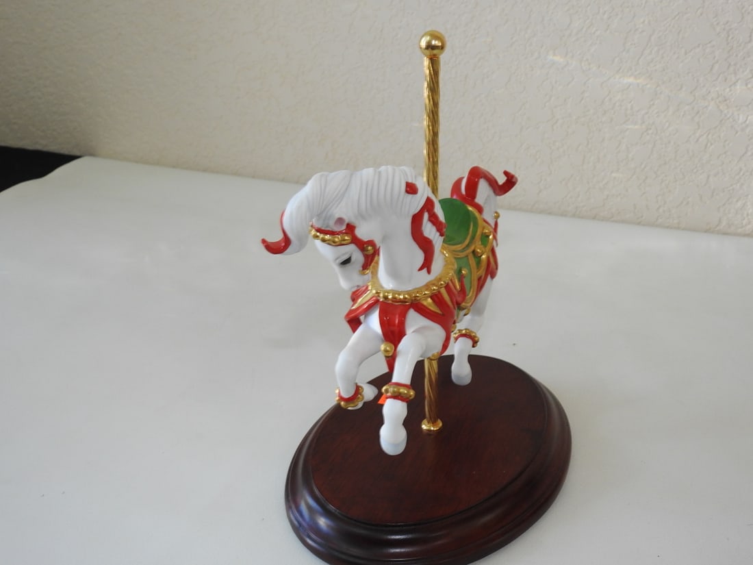 Franklin Mint “Scarlet Ribbons?? Christmas Carousel Horse - 4
