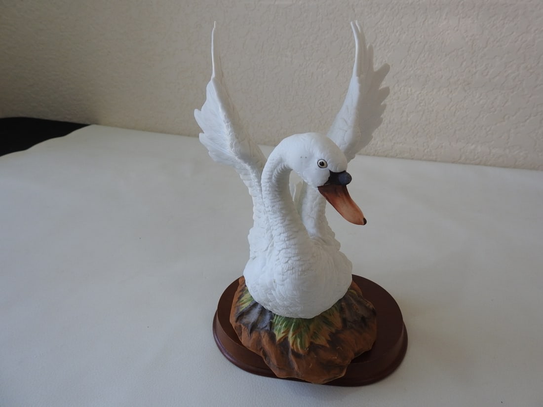 Andrea by Sadek Porcelain Mute Swan Figurine - 4