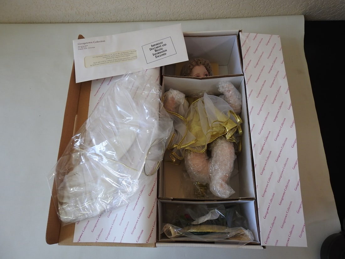 Georgetown Collection “Noelle the Christmas Angel?? Doll (1 of 6)