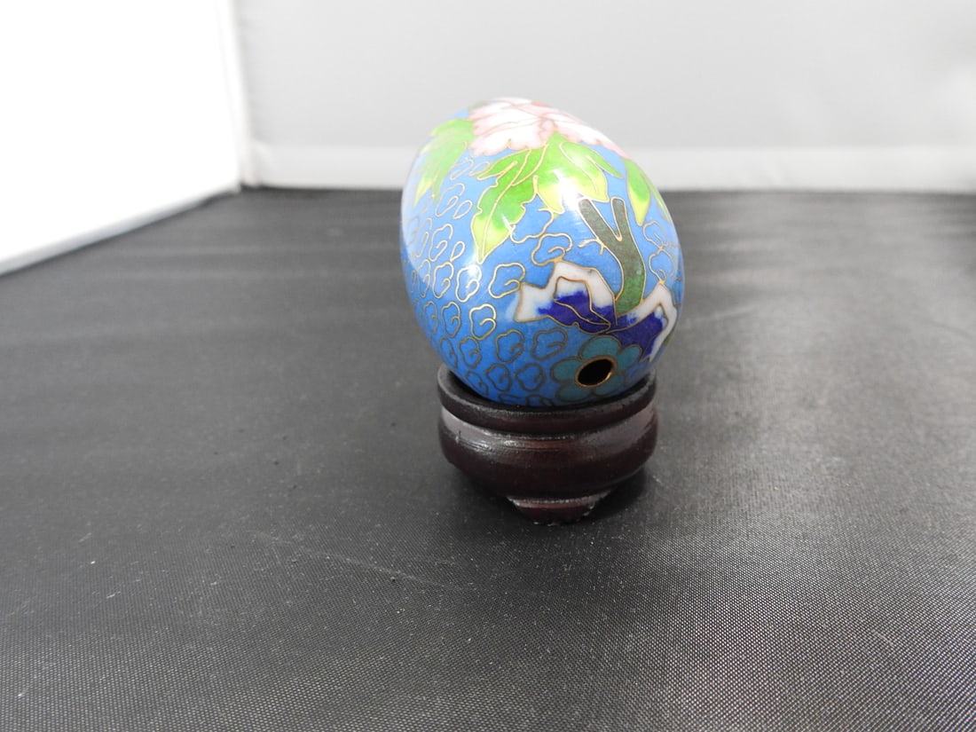 Vintage Chinese Cloisonne Egg on Wood Base - 3