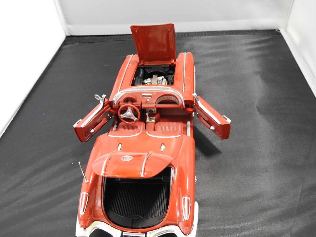 1958 Corvette 1:18 Scale Die-Cast Toy Car - 2
