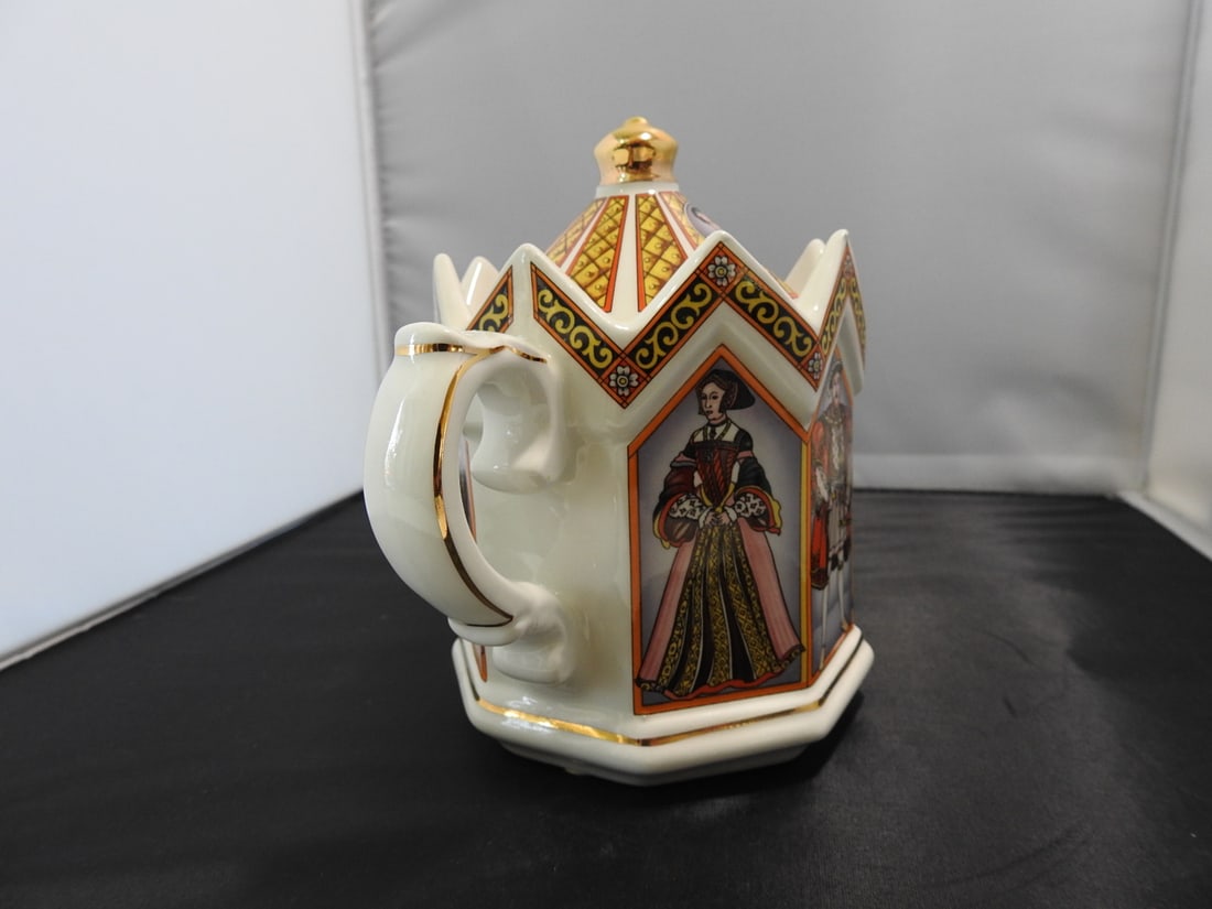 Sadler Henry VIII Commemorative Porcelain Teapot - 2