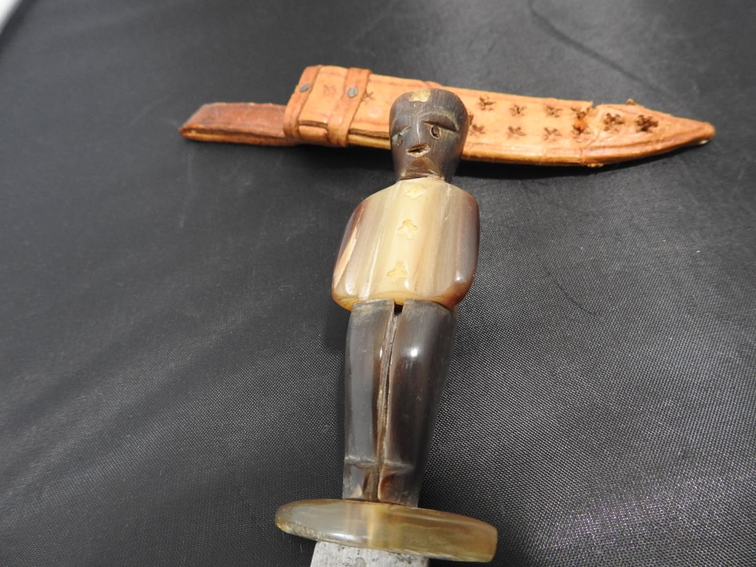 Guatemalan Handmade Knife with Horn Figural Handle - 5