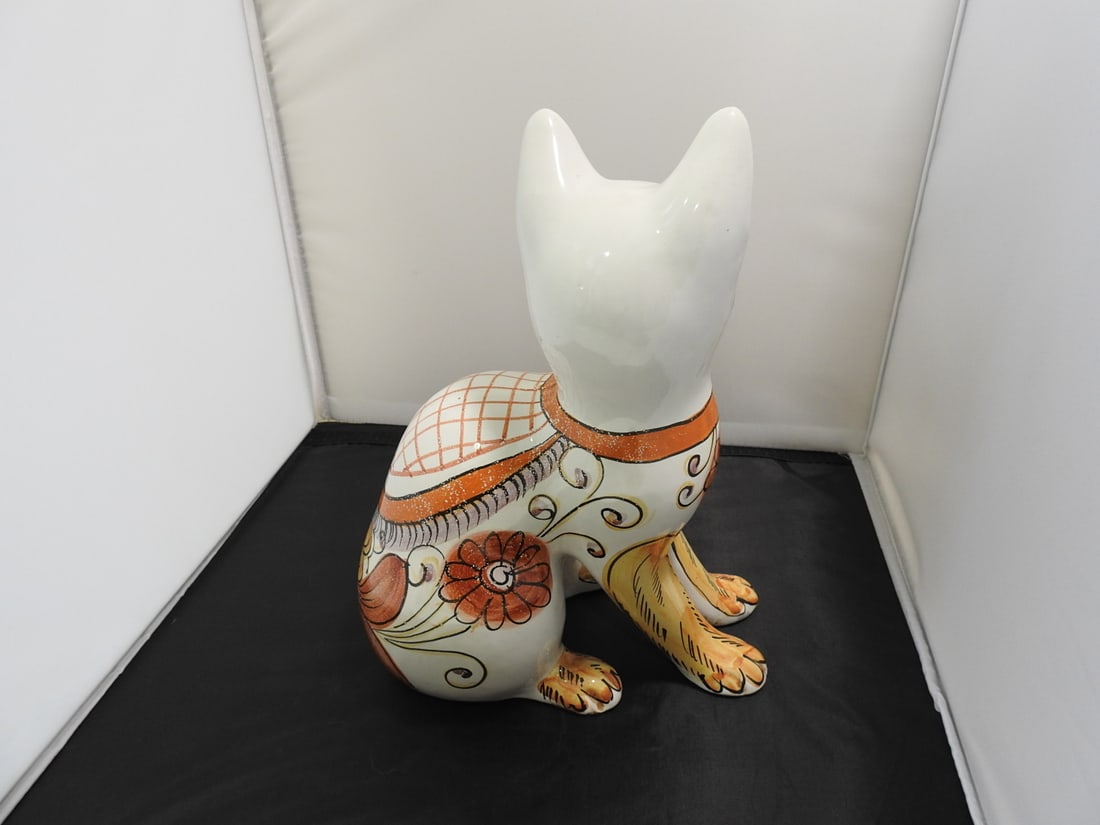 Hand-Painted Mexican Alebrije Pottery Figure - 2