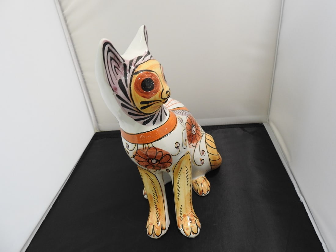 Hand-Painted Mexican Alebrije Pottery Figure - 3
