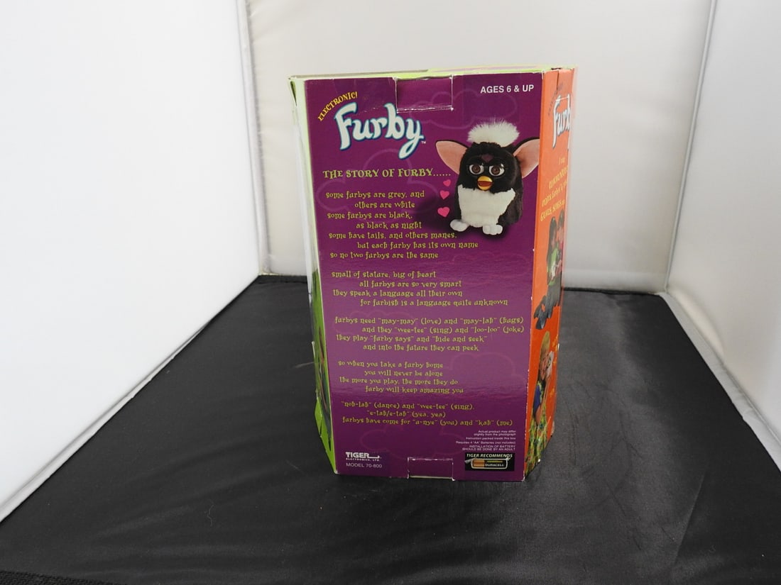 1998 Original Furby Snowball Model 70-800 in Box - 6