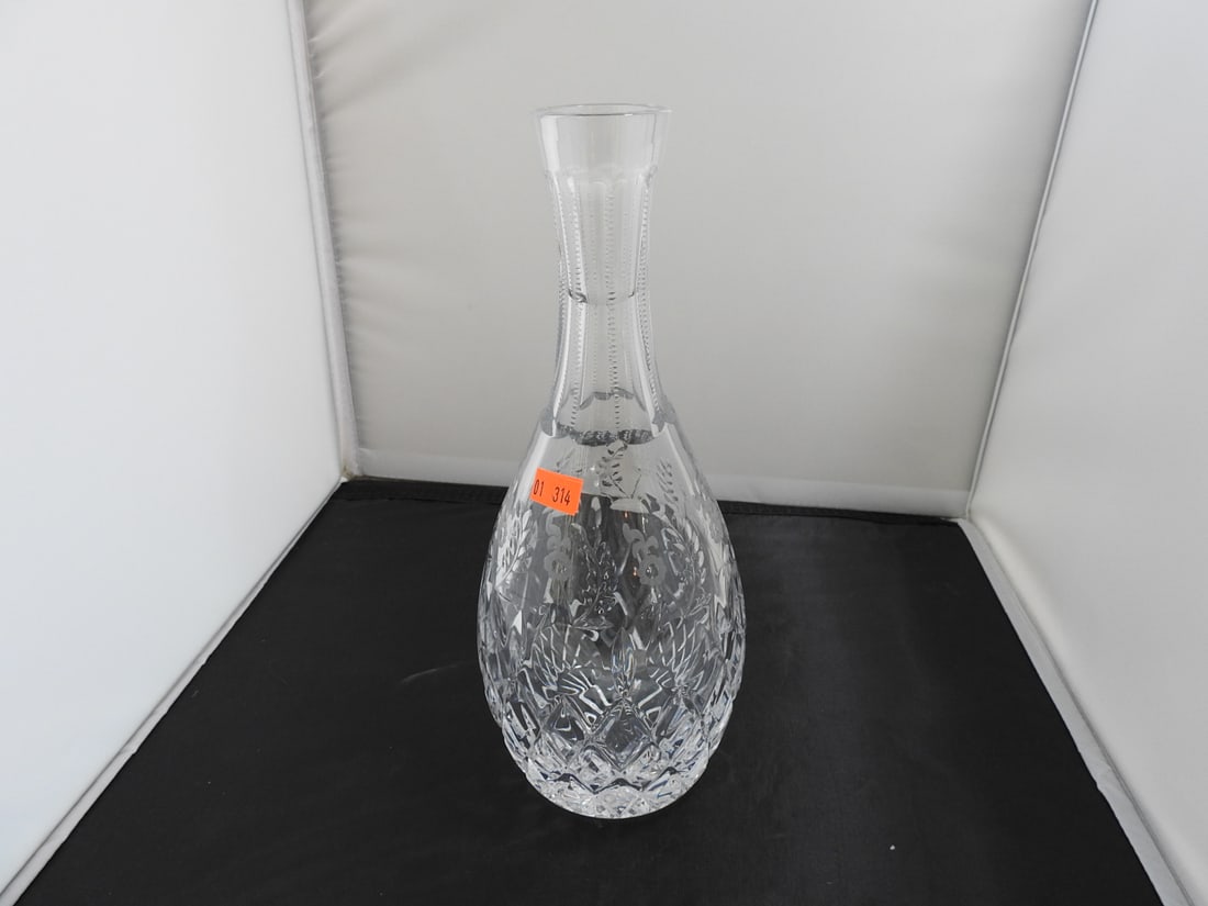 Lead Crystal Decanter - No stopper: Lead Crystal Decanter - No stopper. Body only - can be paired with Lot 311 Approx. 10.5 x 4.5 x 4.5 in.