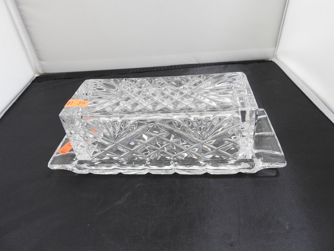 Lead Crystal Large Butter Dish: Lead Crystal Large Butter Dish Approx. 3 x 3.25 x 8.25 in.