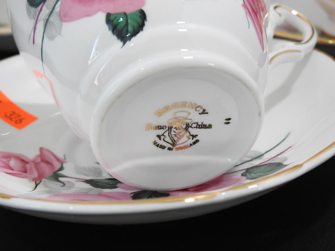 Set of 3 Vintage Bone China Teacup and Saucers - 4