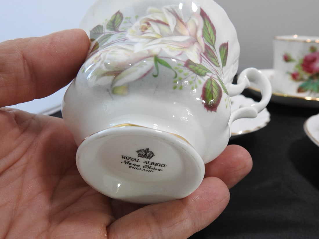 Set of 3 Vintage Bone China Teacup and Saucers - 5