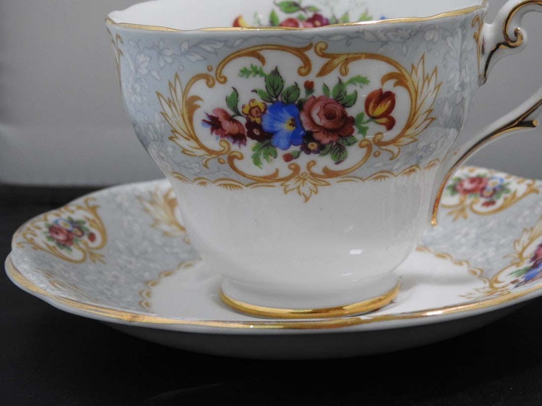Set of 3 Vintage Bone China Teacup and Saucers - 2
