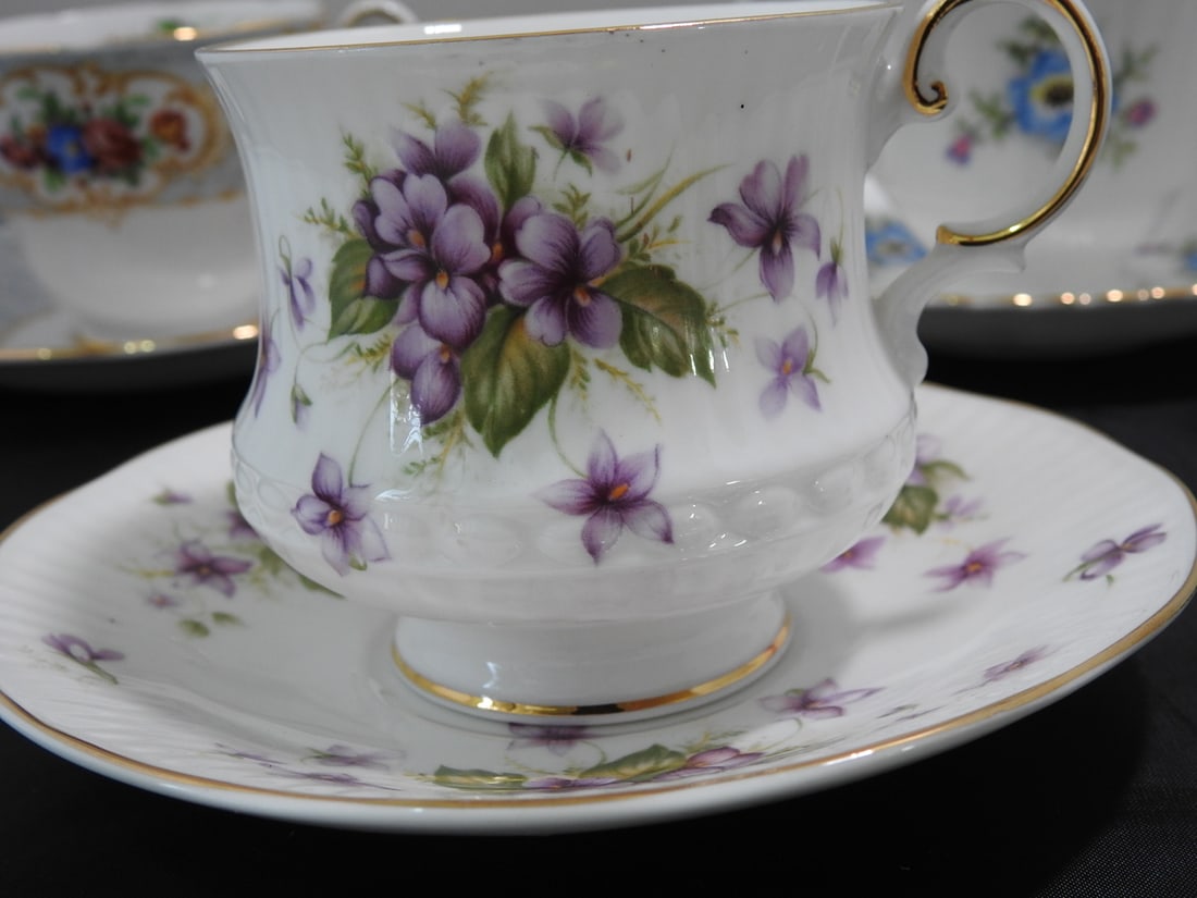 Set of 3 Vintage Bone China Teacup and Saucers - 4
