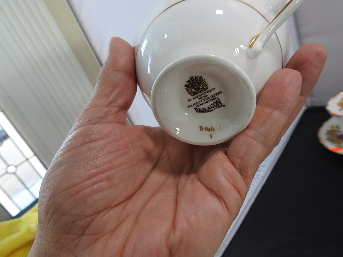 Set of 3 Vintage Bone China Teacup and Saucers - 8