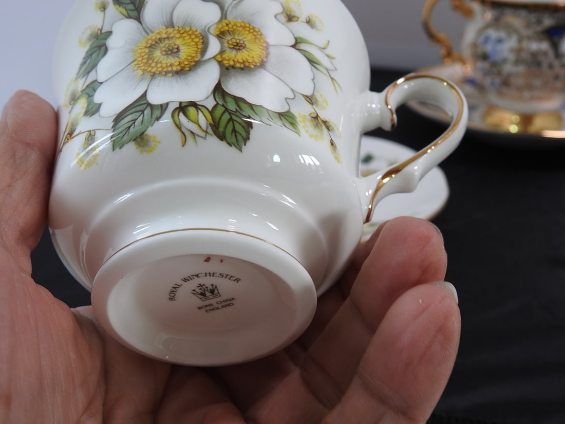 Set of 3 Vintage Bone China Teacup and Saucers - 5