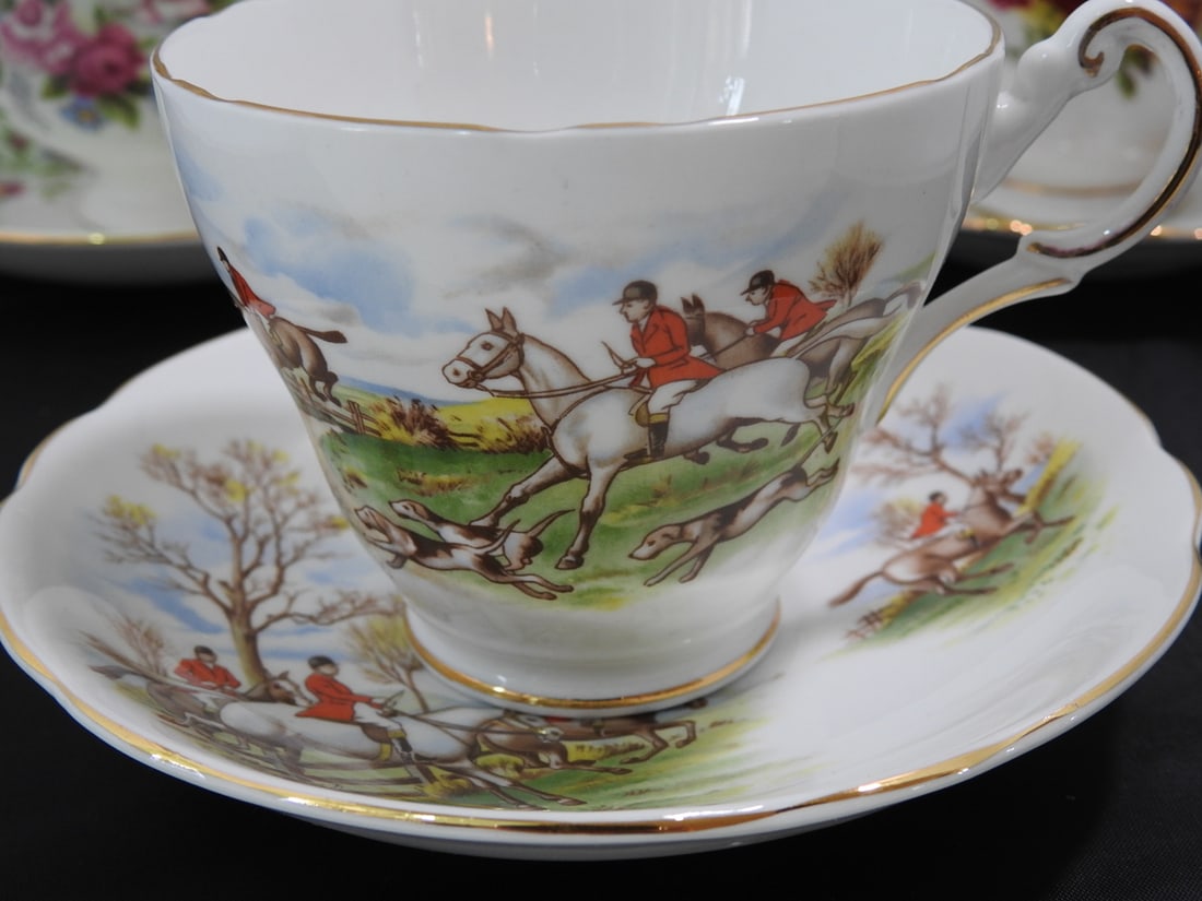 Set of 3 Vintage Bone China Teacup and Saucers - 2