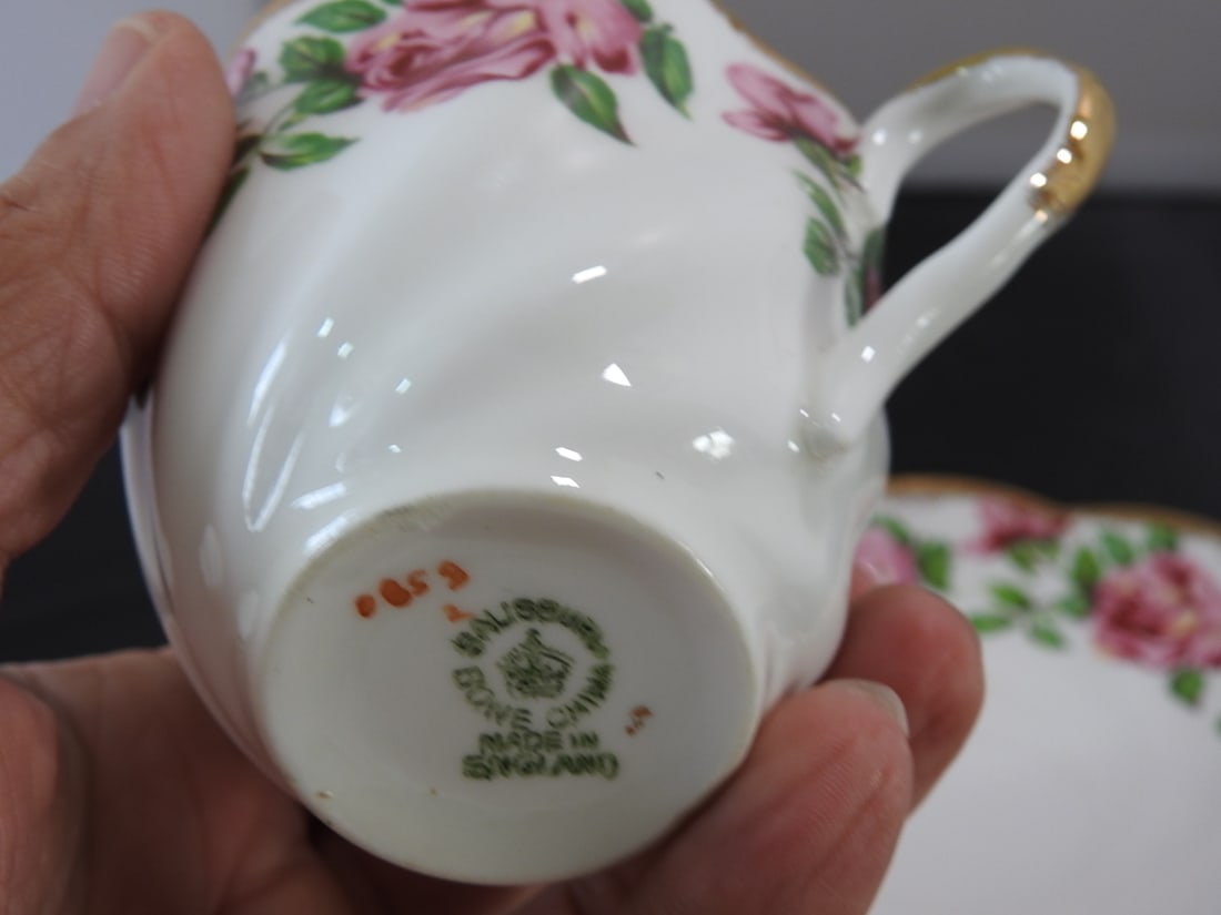 Set of 3 Vintage Bone China Teacup and Saucers - 7