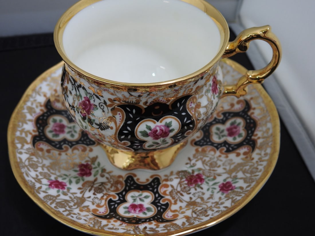 Set of 3 Vintage Bone China Teacup and Saucers - 4