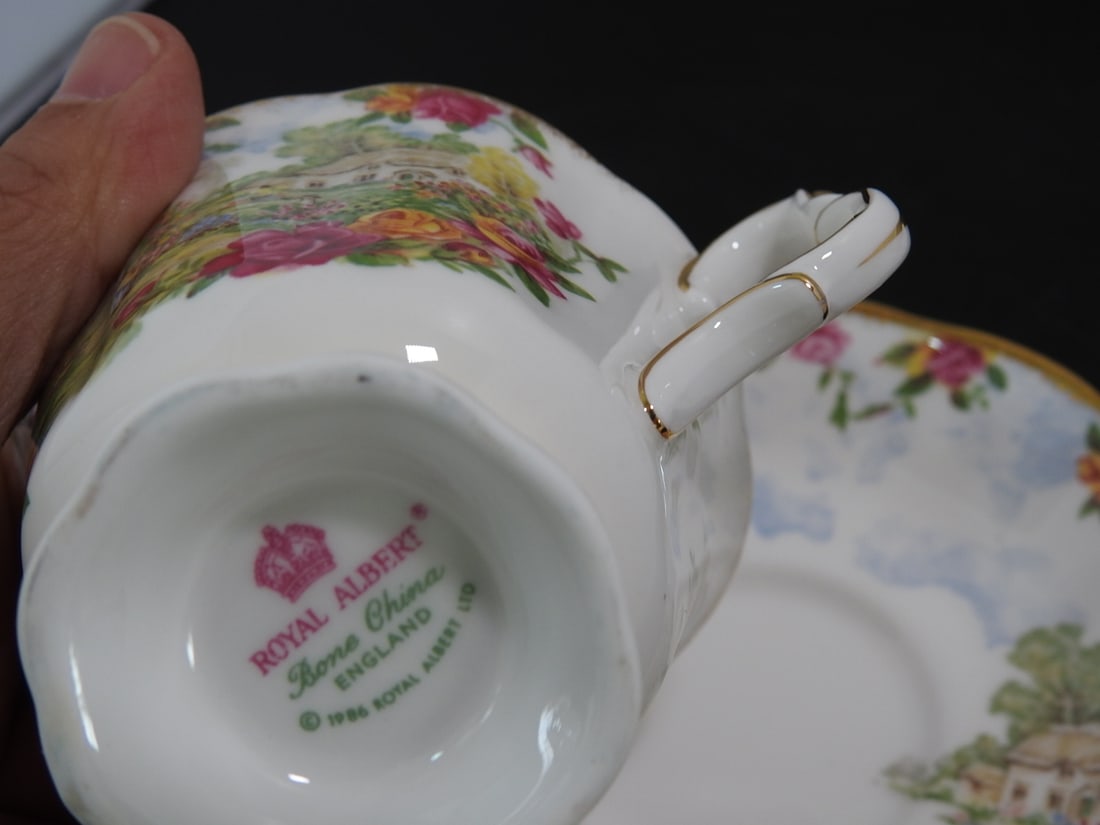 Set of 3 Vintage Bone China Teacup and Saucers - 6