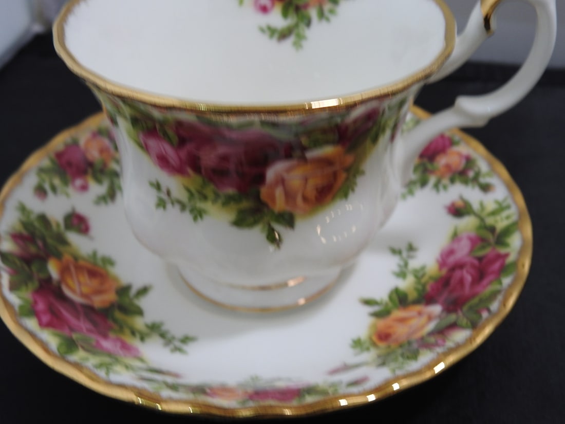 Set of 3 Vintage Bone China Teacup and Saucers - 3