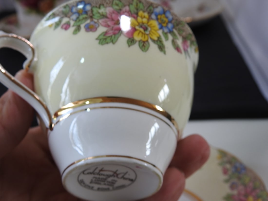 Set of 3 Vintage Bone China Teacup and Saucers - 5